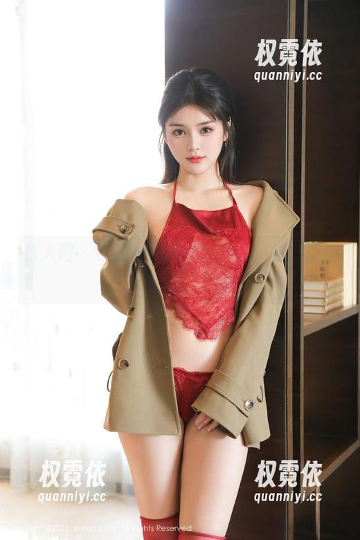 秀人网-抖娘利世 秀人网 - 寻找抖娘利世的旅拍,作品里那不经意的亮点