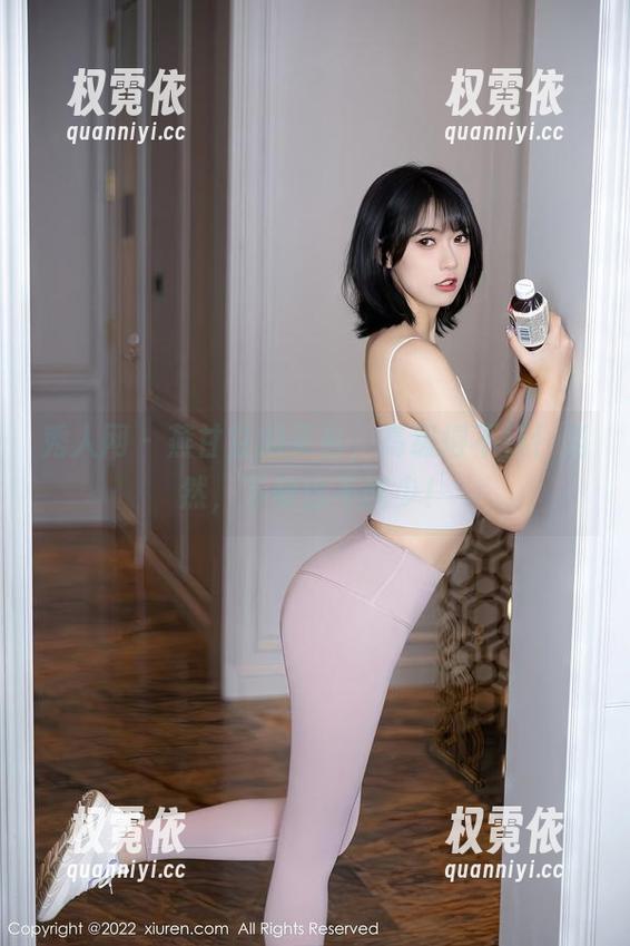 秀人网-燕甘甘 秀人网 - 燕甘甘的天台,高级得不行!当然,下载也不能少!