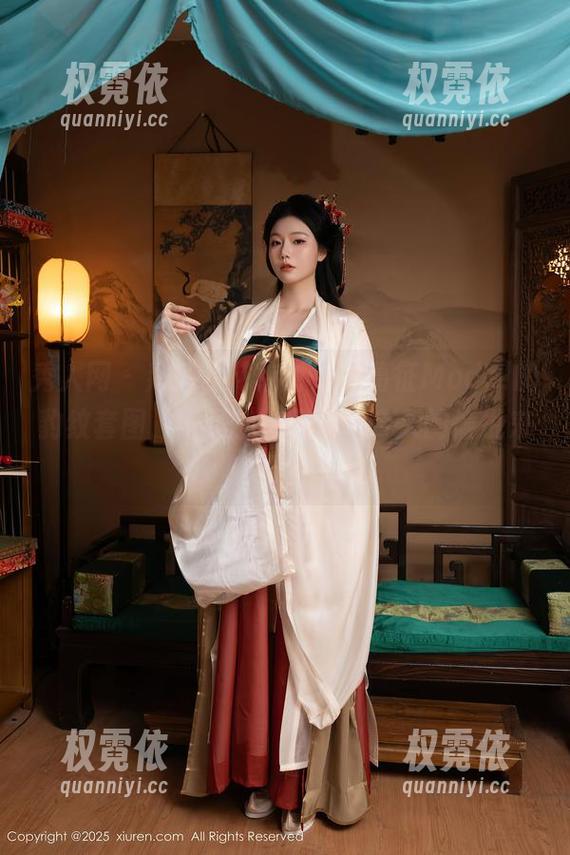 秀人网 - 拜托，花点时间看葛征Model的豹纹套图，好吗？这可是我今天的愉悦来源！