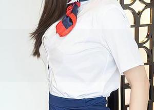秀人网 – 豆瓣酱上线！制服搭配等你来免费下载，别眨眼！