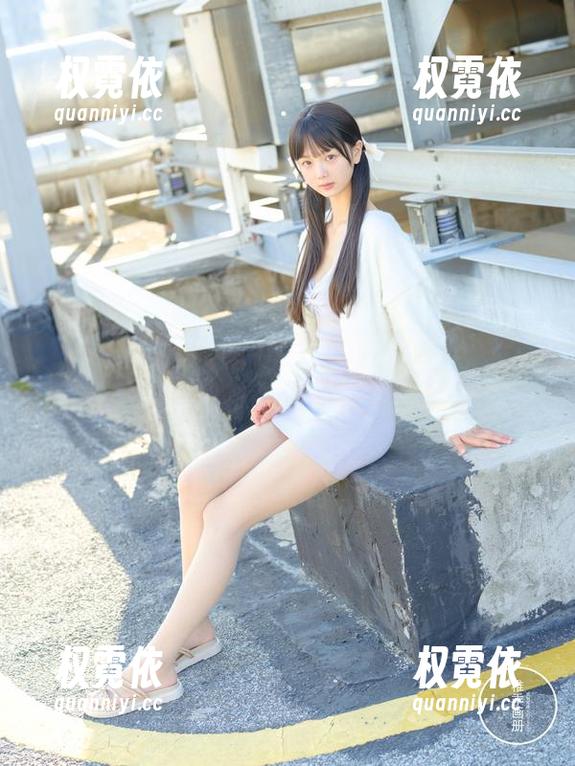 稚乖画册：在线碰一碰，看白丝双马尾JK能否勾到你的小心脏！
