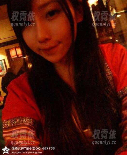 微密圈 - 童小芯说她是学姐，真想问问，这美图壁纸哪来的自信？