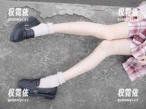 紧急企划 - 原图透着年轻不羁的气息，龙崎聆音的夏日更新，真心赞！