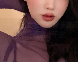 微密圈 – 一探紫色哒豚豚的美拍视频资源，结果让我坐立不安。