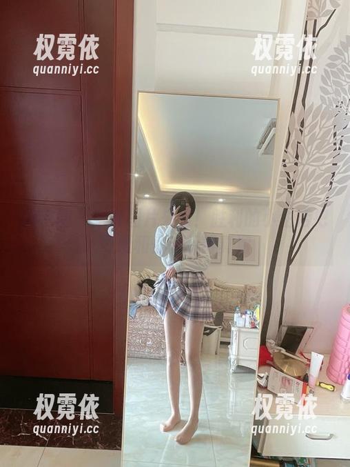 微密圈 - 全套图片来啦！胜利的小生活把可爱和性感玩得真溜