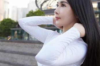 蜜桃社 – 兔女郎杏子的私房合集：一不小心就被她的小耳朵迷倒了！