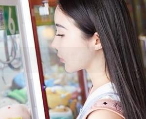 蜜桃社 – 美绪带你翻转职场单调：她的职业装图片合集！