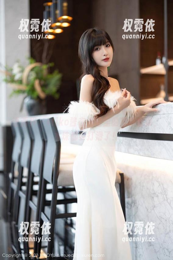 语画界-Miko酱 语画界 - Miko酱在浴室里的写真全集,水珠都要打滑了!