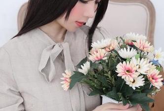 原图分享：鹿野希的美足，让我无意间多看了几眼，嘿嘿。